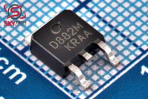 D882M