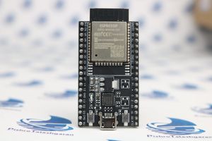 برد توسعه ESP32 WROOM-32D دارای وای فای و بلوتوث با مبدل CP2102