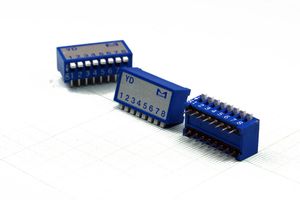 دیپ سوییچ DIPSWITCH 8PIN R/A  /  M CORP TAIWAN