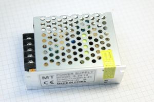 12V 2A SWITCHING METAL CASE