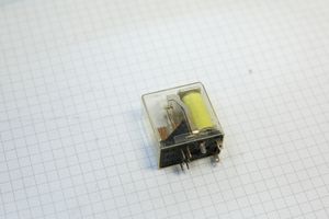 رله RELAY V23154-D0722-B110  / DUST PROTECTED / SIEMENS GERMANY