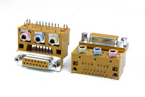 دی کانکتور15 مادگی با 3  جک مادگی اودیو  D15PIN FEMALE WITH 3 AUDIO JACK / AMP USA