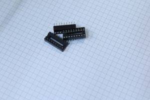 سوکت آی سی SKT IC 18PIN