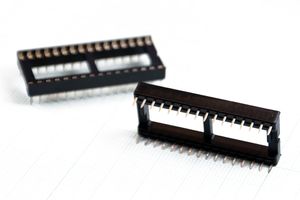 سوکت آی سی SKT IC 32PIN WIDE / TAIWAN