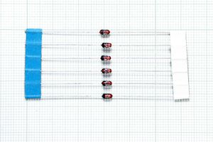 دیود زینر 39V 0.5W T72 TAPE  /  NEC JAPAN