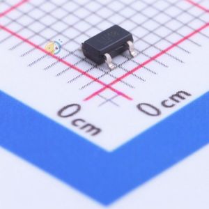 MIC5247-1.8YM5-TR