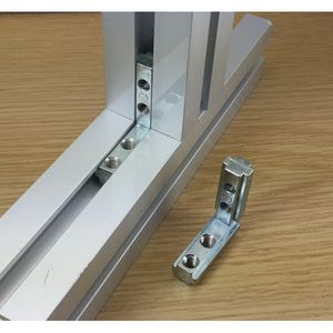 اتصال زانویی 90 درجه مناسب برای پروفیل مهندسی 30x30