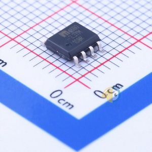 MIC4680-3.3YM-TR