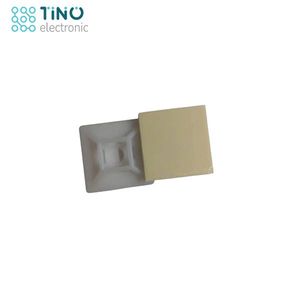 پایه بست کمربندی چسب‌دار 28×28 میلی‌متر | برند MAX