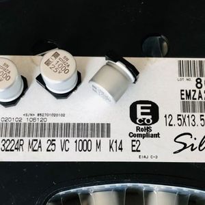 خازن 1000 میکرو فاراد 25 ولت smd ساخت Nippon ژاپن سری MZA امپدانس پایین