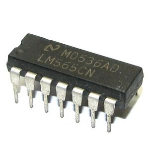 آی سی LM565CN کپی