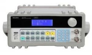 فانکشن ژنراتور 40mHz-5MHz دیجیتال MFG-2105