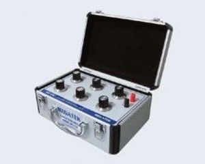 جعبه خازن پرتابل 10pF-10uF با کیف