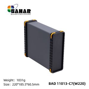 BAD 11013 C7-W220 جعبه آلومینیومی با پانل پلاستیکی