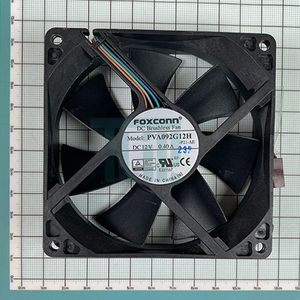 فن براشلس FOXCONN DC12V 0.4A PVA092G12H