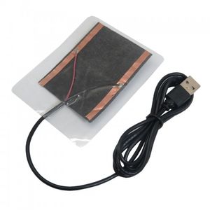 هیتر صفحه ای USB دارای ابعاد 5.5x8.5 سانتی متر