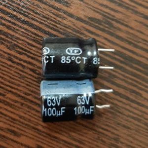 TF 63V 100uF – خازن الکترولیت، 63 ولت، 100 میکروفاراد