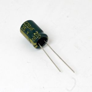 خازن الکترولیتی 220uF / 25V