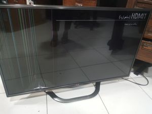تلویزیون شکسته 42 اینچ الجی مدل : 42LA62100