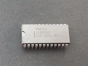 P82C54