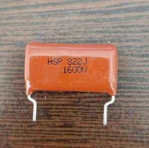 POLYESTER 1600V 8.2nF – فاصله پایه 20 میلی متر