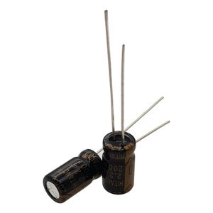 خازن الکترولیتی 2.2 میکرو فاراد 200 ولت 11*6.3 (برند HITANO)