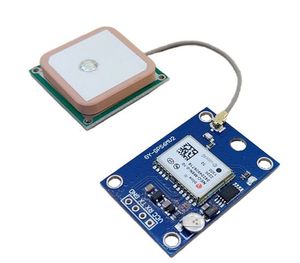 برد ماژول NEO-M8N-0-10 به همراه آنتن