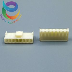 کانکتور 8 پین ماده پاور قفلدار VH