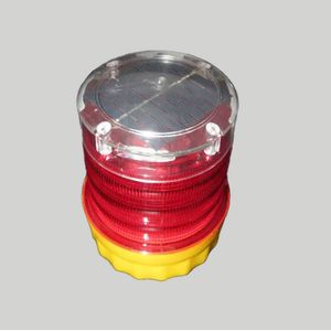 چراغ دکل خورشیدی