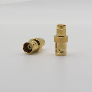 مبدل BNC مادگی به SMA نری راسته