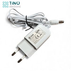 آداپتور 5 ولت 1 آمپر