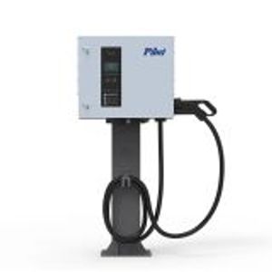 شارژر استند DC خودرو برقی 30 کیلوواتی هوشمند INERGO دارای 2 گان و دارای نمایشگر و قابلیت تنظیم جریان ورودی