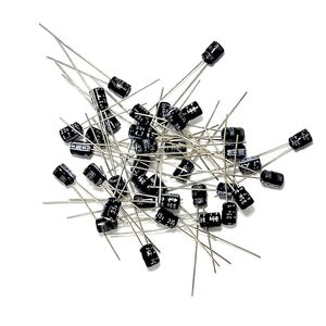 خازن 4.7 میکروفاراد 35 ولت ژاپنی Rubycon