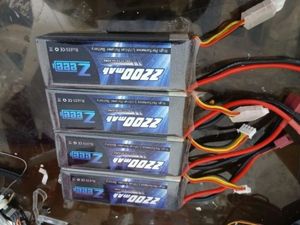 Lipo 2200ma 11.1v. 3cell.   35c