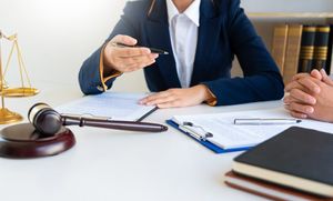 چرا کسب و کارها به وکیل مالیاتی نیاز دارند؟
