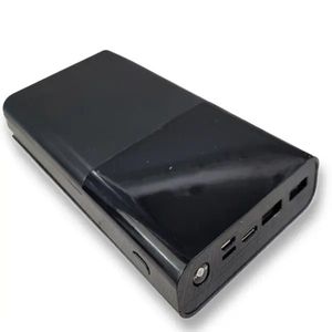 کیس پاور بانک 7 باتری با سه ورودی - Lightning -micro USB - Type C و دو خروجی USB مشکی