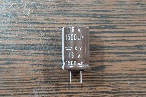 CAP 16V 1500uF - خازن الکترولیت، 16 ولت، 1500 میکروفاراد