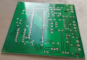 برد خام pcb مربوط به اکوی حرفه ای pt2395 ساخته شده از فایبرگلاس درجه 1