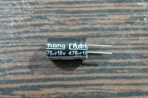 Chang 10V 470uF - خازن الکترولیت، 10 ولت، 470 میکروفاراد