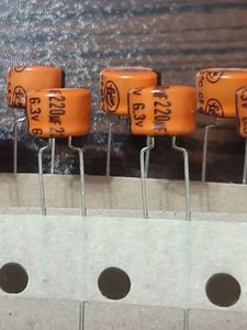 Lelon 6.3V 220uF - خازن الکترولیت، 6.3 ولت، 220 میکروفاراد