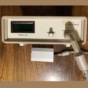 توان سنج سیگنال های رادیویی (RF power meter) فرکانس 100kHz تا 1GHz