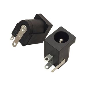 جک آداپتوری مادگی مشکی استاندارد DC-005 قطر پین 2.35mm