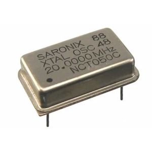کریستال اسیلاتور 20MHz پکیج DIP-14