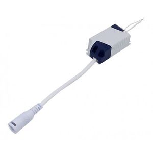 درایور LED (3-8)x1W قابدار پلاستیکی با فیش مادگی