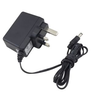 آداپتور 5 ولت 2 آمپر دیواری 5V-2A مارک UMEC