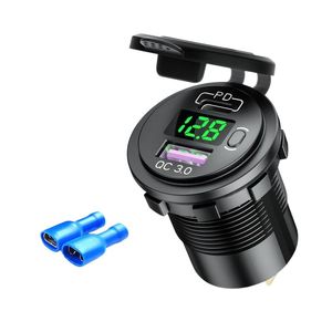 شارژر روپنلی خودرویی با خروجی فست شارژ USB و Type-C با نمایشگر ولتاژ و کلید روشن/خاموش (سبز)