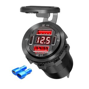 شارژر روپنلی خودرویی با خروجی فست شارژ 2xUSB و 2xType-C با نمایشگر ولتاژ (قرمز)