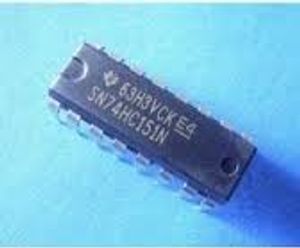 74HC151 – DIP