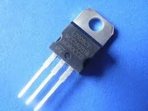 L7908CV – DIP