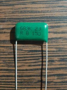 POLYESTER 630V 68nF - خازن پلی استر 630 ولت 68 نانو فاراد